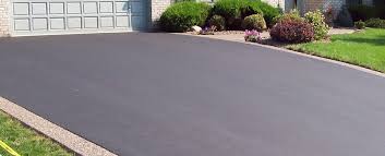 Best Asphalt Driveway Installation  in Carrollton, TX